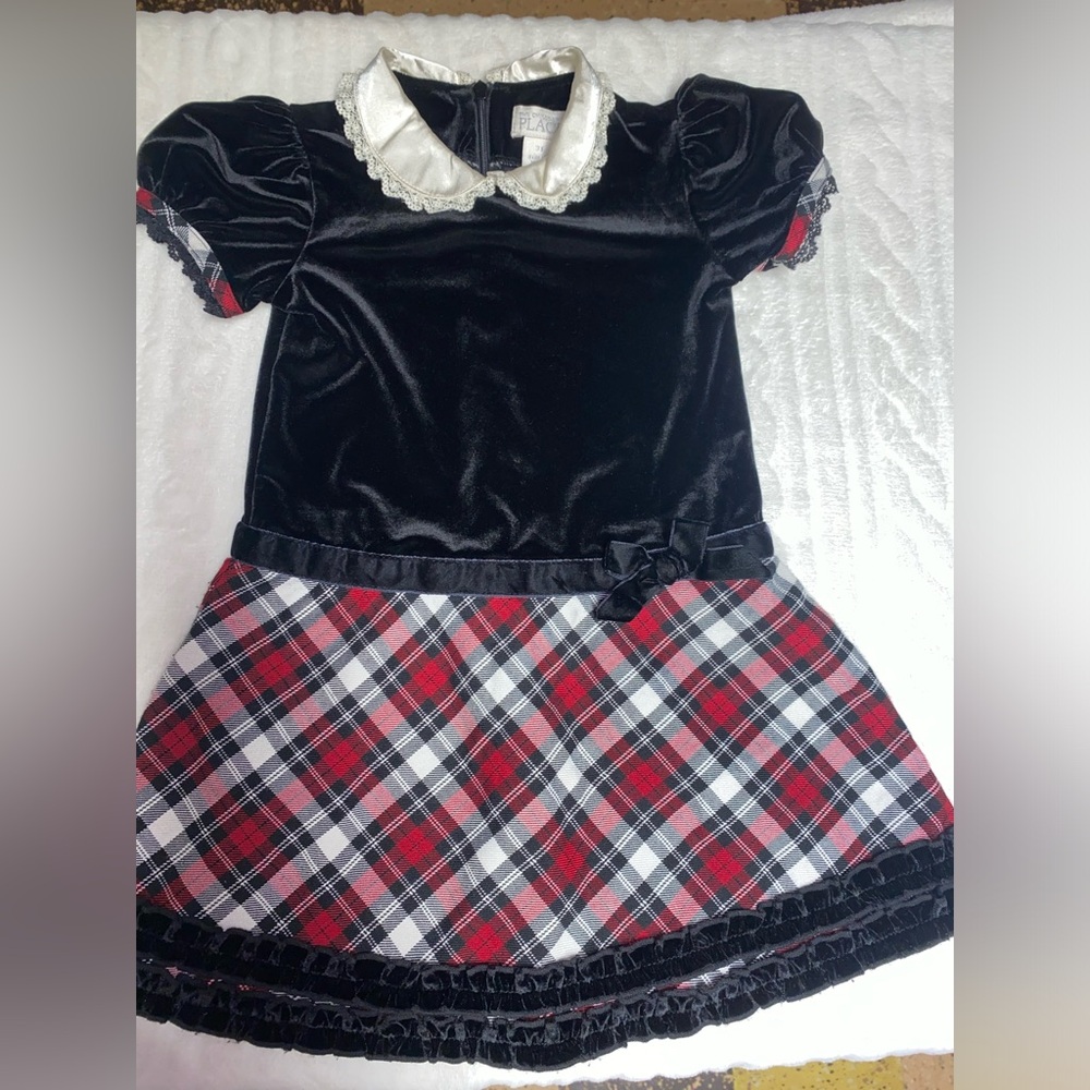 Holiday Dress - Vintage Dress - Children’s Place Dress
- Size 3T